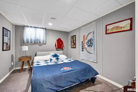 Bedroom - 901 N Easy St, Roanoke, IL 61561 photo 4 of 4