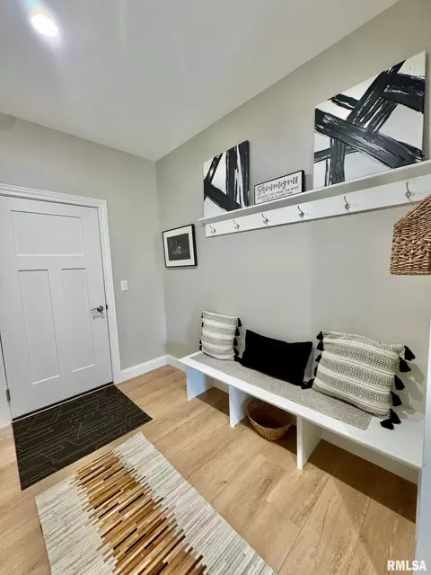 Entry Way - 107 Samuel Ct, Washington, IL 61571 photo 1 of 2