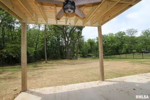 Exterior - 107 Samuel Ct, Washington, IL 61571 photo 4 of 7