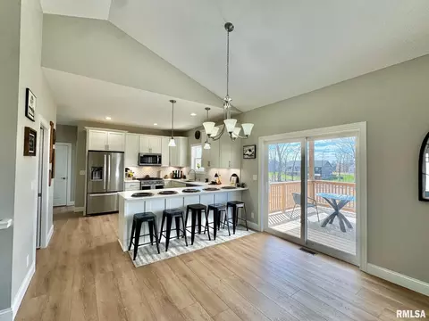 Kitchen - 107 Samuel Ct, Washington, IL 61571 photo 1 of 10