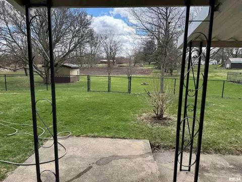 213 State St, Washburn, IL 61570 photo 30