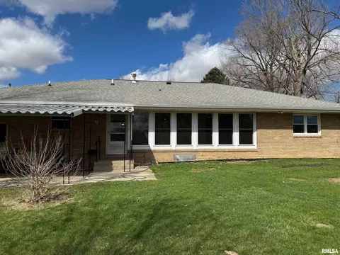 213 State St, Washburn, IL 61570 photo 28