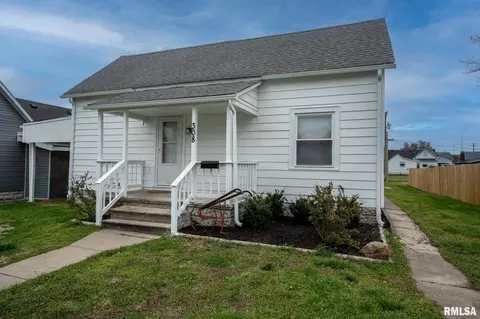 308 N 18th St, Herrin, IL 62948