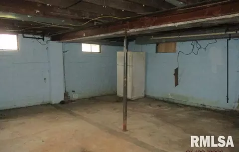 116 N Griffin St, Macomb, IL 61455 photo 7