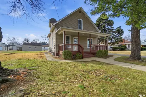2222 W Callender Ave, West Peoria, IL 61604