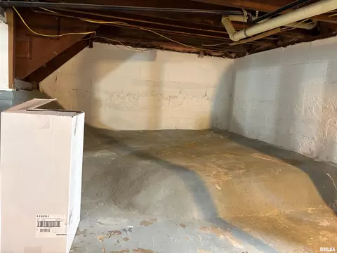 Other - 714 E Ash St, Canton, IL 61520 photo 7 of 12