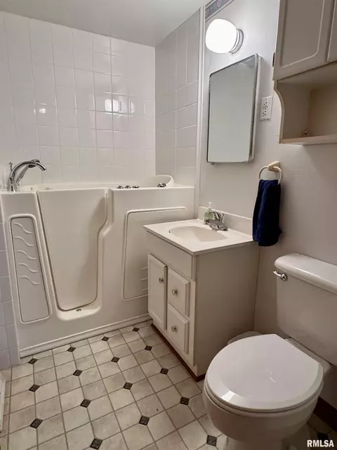 12144 N 1050th Rd, Macomb, IL 61455 photo 24