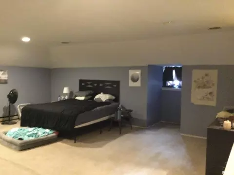 Bedroom - 300 W Spring St, Anna, IL 62906 photo 1 of 7