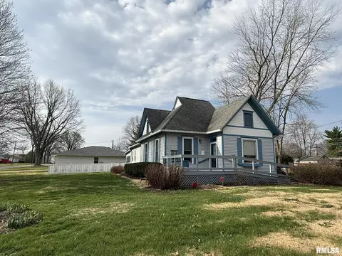 425 E Franklin St, Macomb, IL 61455