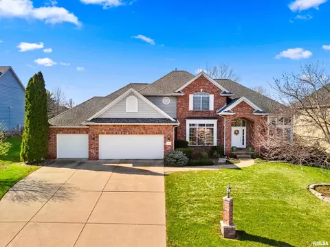 4330 W Longmeadow Ct, Peoria, IL 61615