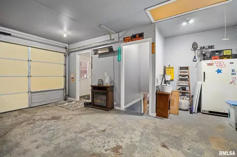 Entry Way - 706 N State St, Roanoke, IL 61561 photo 3 of 3