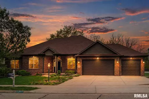 11047 N Country Ridge Ln, Dunlap, IL 61525