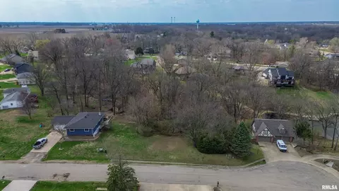 S Whittingham Cove, Mapleton, IL 61547 photo 11