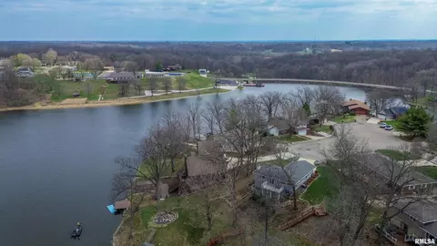 S Whittingham Cove, Mapleton, IL 61547 photo 12