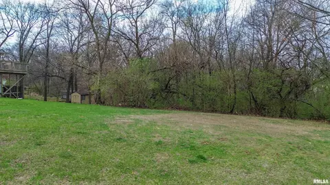 S Whittingham Cove, Mapleton, IL 61547