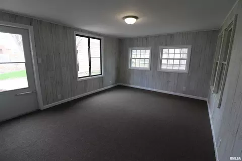Other - 301 E Melbourne Ave, Peoria, IL 61603 photo 4 of 6
