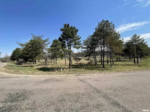 0 Edgewood Dr, Manito, IL 61548