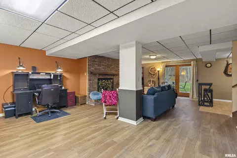 Other - 834 E Fairview St, Peoria, IL 61615 photo 4 of 11