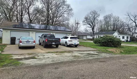 Exterior - 146 E Polk St, Cuba, IL 61427 photo 1 of 1