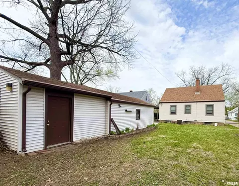Exterior - 1002 E Willcox Ave, Peoria, IL 61603 photo 6 of 7