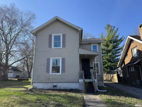 118 E Archer Ave, Peoria, IL 61603