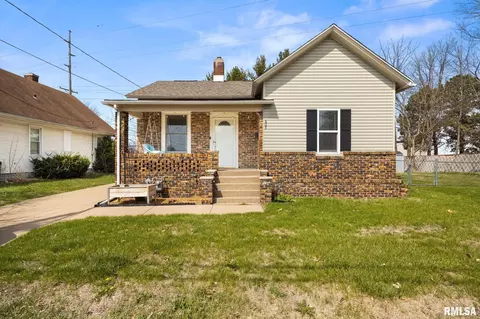 605 N Main St, Morton, IL 61550