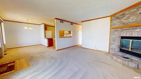 Living - 2 Royal Ct, Washington, IL 61571 photo 1 of 3