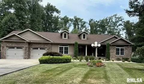 403 Margaret Dr, Herrin, IL 62948