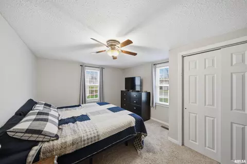 Bedroom - 121 Bess St, Washington, IL 61571 photo 1 of 6