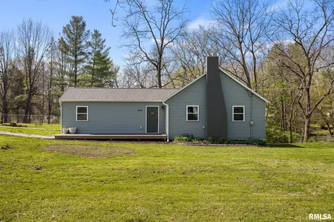 504 Hope St, Washington, IL 61571