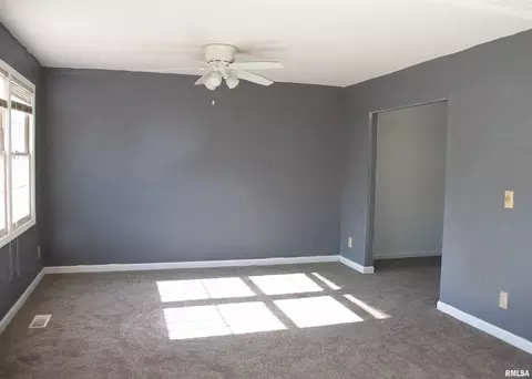 Living - 190 Arlington Dr, Macomb, IL 61455 photo 2 of 2
