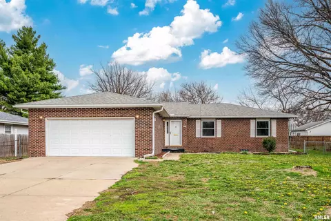 2919 W Rohmann Ave, West Peoria, IL 61604