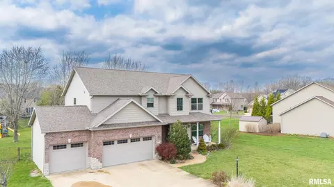 View/Area - 1716 Rustic Oak Dr, Washington, IL 61571 photo 1 of 5