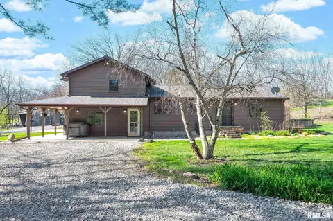 12628 Towerline Rd, Pekin, IL 61554