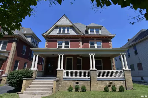 919 W Moss Ave, Peoria, IL 61606