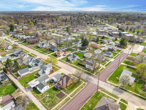 View/Area - 504 E Adams St, Morton, IL 61550 photo 8 of 11