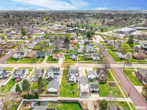 View/Area - 504 E Adams St, Morton, IL 61550 photo 7 of 11