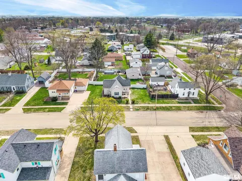 View/Area - 504 E Adams St, Morton, IL 61550 photo 1 of 11