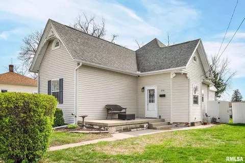 Other - 504 E Adams St, Morton, IL 61550 photo 6 of 6