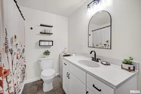 Bath - 504 E Adams St, Morton, IL 61550 photo 1 of 1