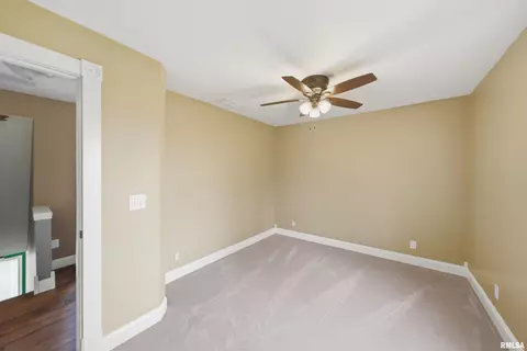 Bedroom - 22014 N Route 40, Edelstein, IL 61526 photo 10 of 12