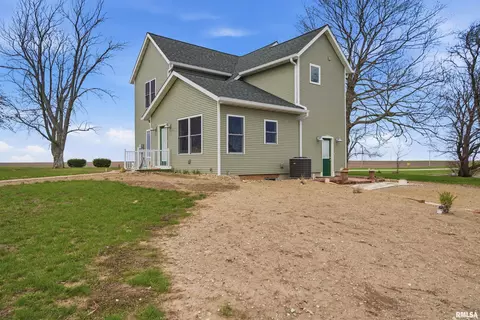 Exterior - 22014 N Route 40, Edelstein, IL 61526 photo 3 of 7