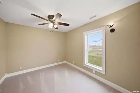 Bedroom - 22014 N Route 40, Edelstein, IL 61526 photo 9 of 12