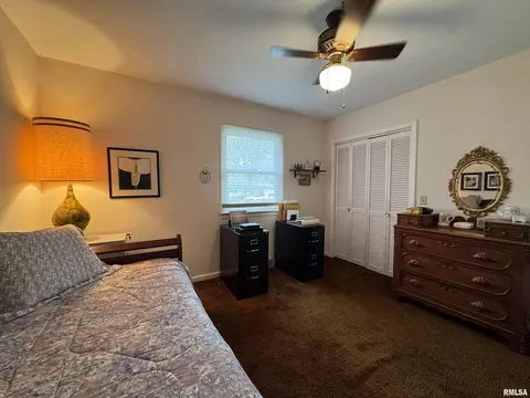 Bedroom - 833 Madelyn Ave, Macomb, IL 61455 photo 8 of 8