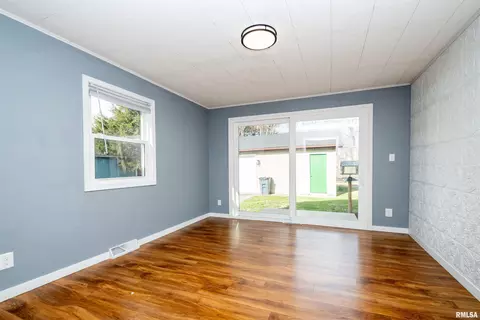 Other - 206 S Walnut St, Eureka, IL 61530 photo 2 of 14