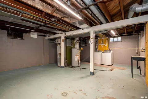 Other - 206 S Walnut St, Eureka, IL 61530 photo 10 of 14