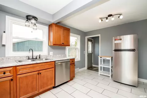 Kitchen - 206 S Walnut St, Eureka, IL 61530 photo 5 of 6