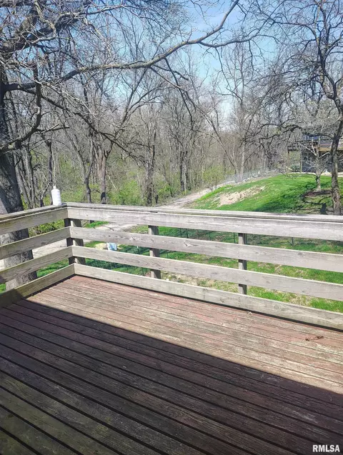 Exterior - 1824 Riverview Dr, Macomb, IL 61455 photo 4 of 4