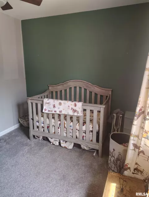 Bedroom - 1824 Riverview Dr, Macomb, IL 61455 photo 9 of 9