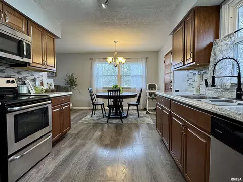 Kitchen - 827 W Mcdonough St, Macomb, IL 61455 photo 3 of 7